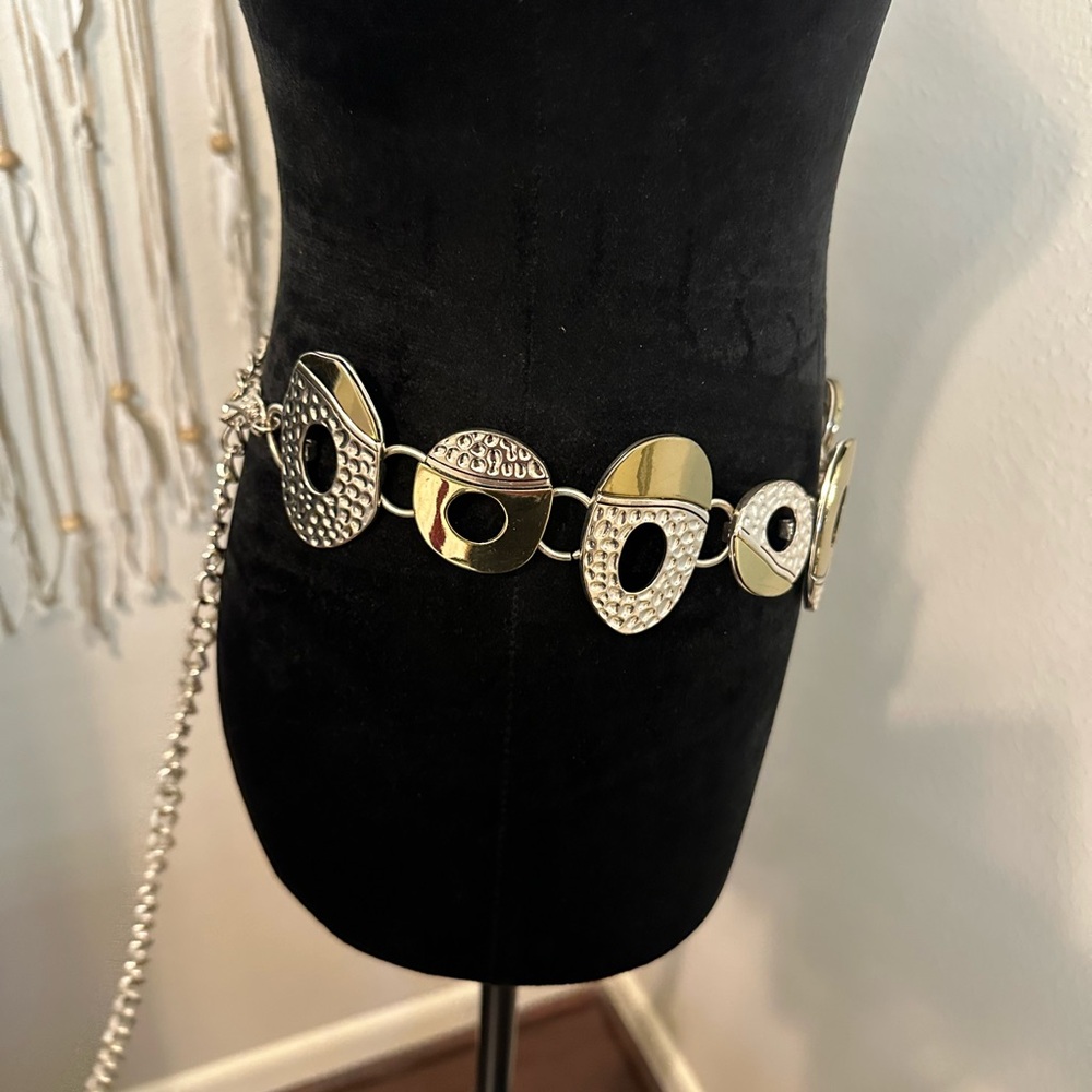 Mod Silver Chain Link Belt - Picture 4 of 16